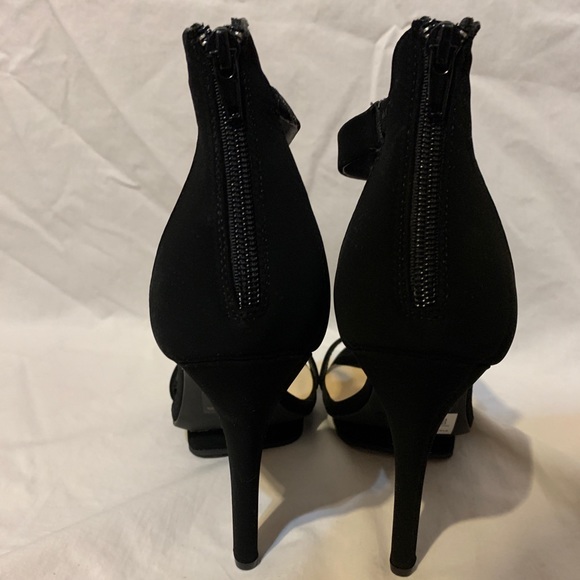 Brand New heels With Tags! WILD DIVA - Picture 6 of 7